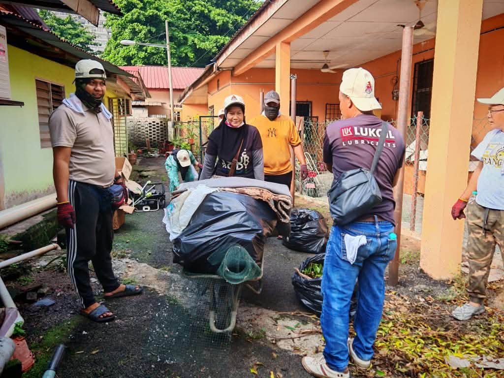 Program Gotong-Royong Membasmi Wabak Denggi Di Kg. Kuantan, Jalan Gombak