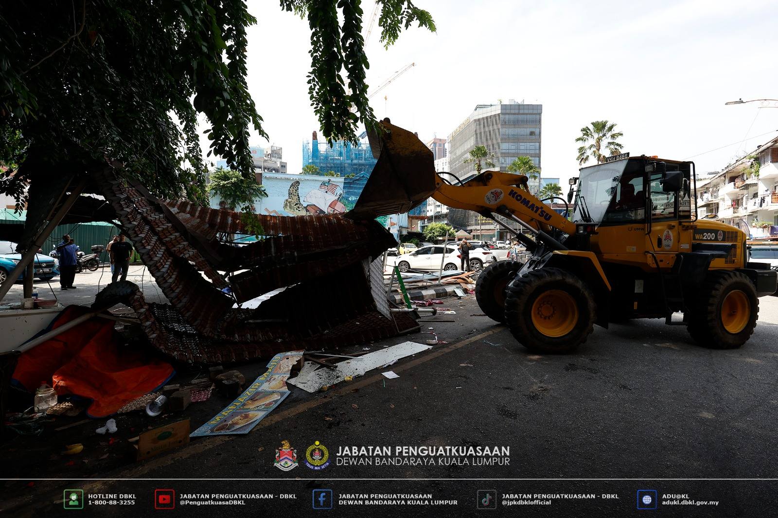 DBKL Roboh Struktur Gerai Dan Sita Peralatan Perniagaan - April 3, 2026